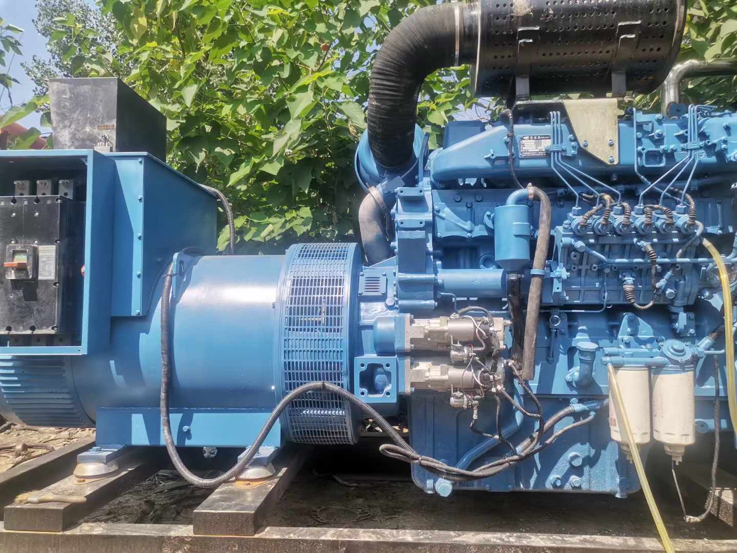 个旧详细说明降低 800kW 柴油发电机输出电流波动的方法