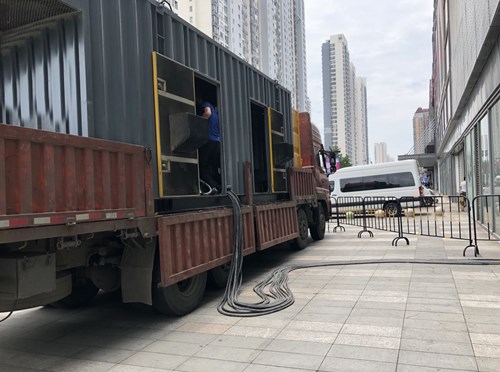 个旧柴油发电机空气滤清器在不同季节的更换周期是否有差异？